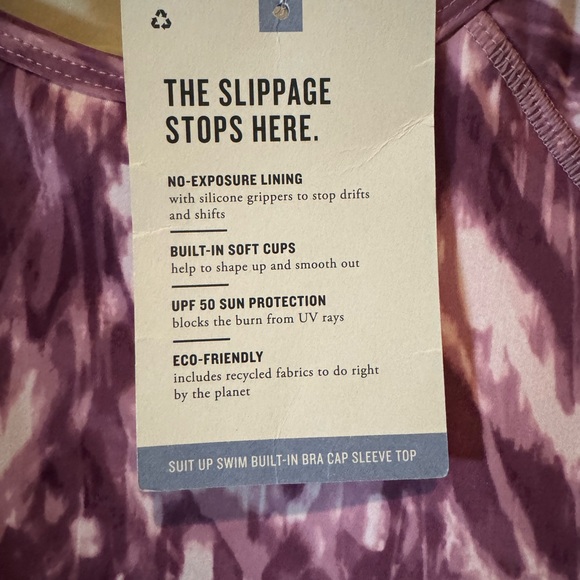 BNWT Duluth swim top - Picture 4 of 5